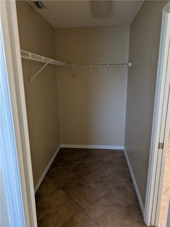 419 Biscayne Ln - Photo 5 of 29