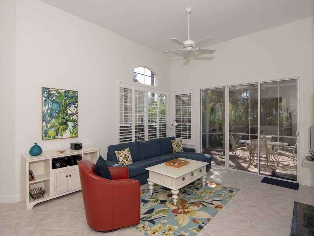 8785 Lakeside Blvd - Photo 2 of 36