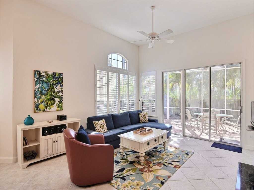 8785 Lakeside Blvd - Photo 3 of 36