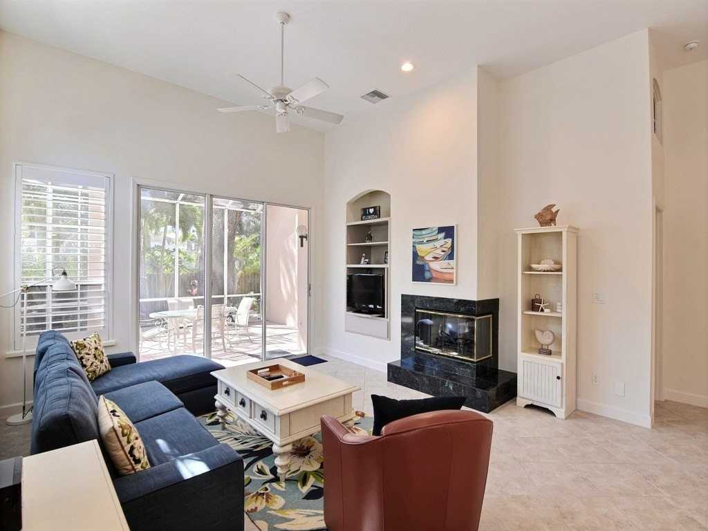 8785 Lakeside Blvd - Photo 4 of 36