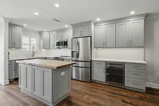 2800 Indian River Blvd Apt Q4 #4Q - Photo 1 of 1