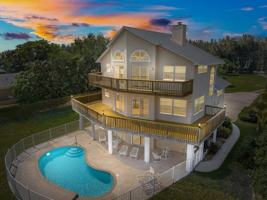 featured image of 8820 44th Ave