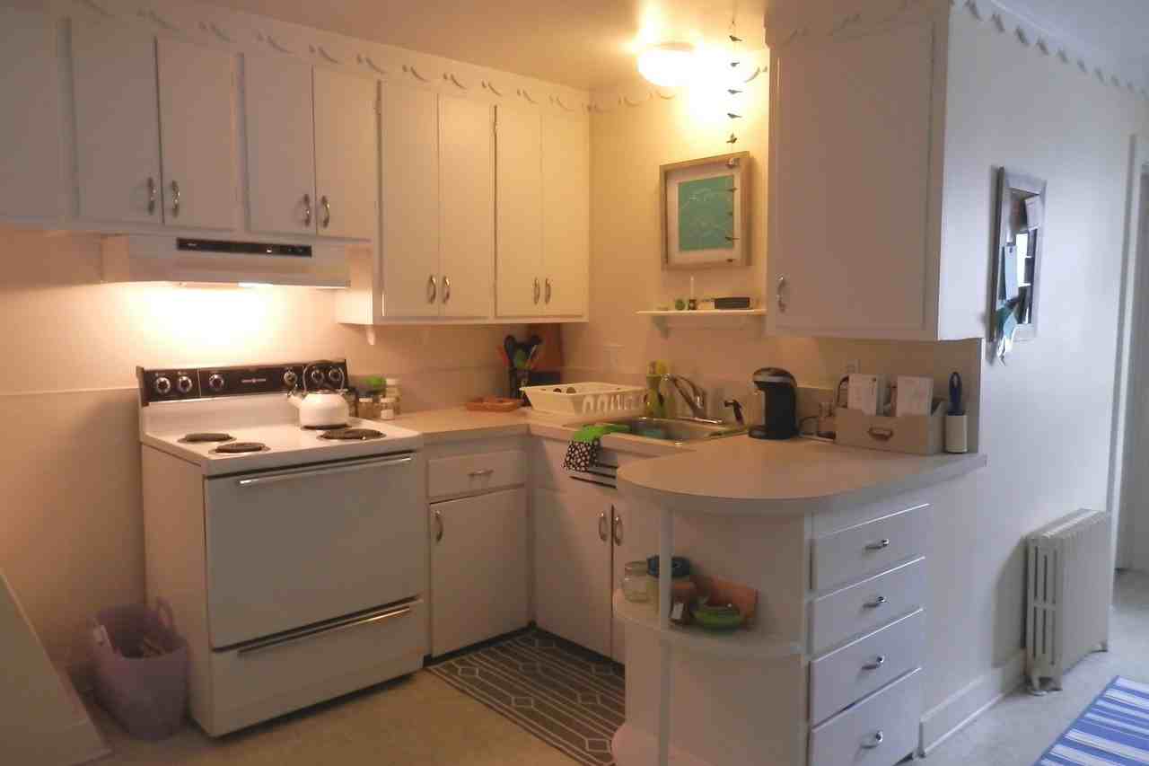 15 Main St #4 - Photo 3 of 6