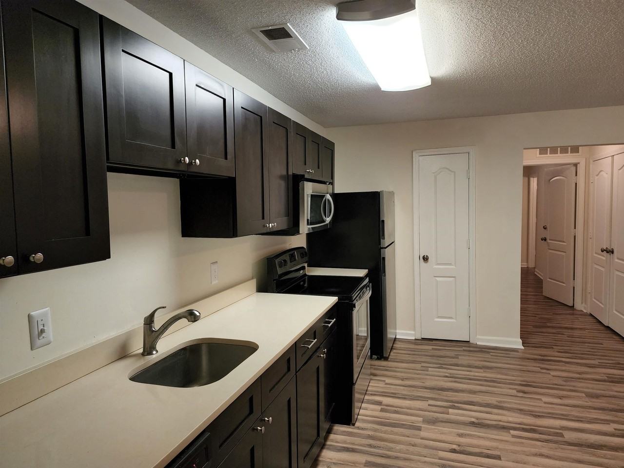 3000 S Adams St Unit 214 #214 - Photo 4 of 36