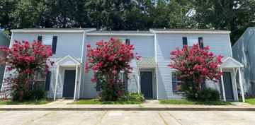 featured image of 1340 Hancock St Apt B #B