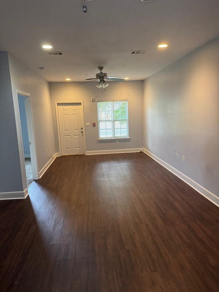 1846 Belle Vue Way #2 - Photo 5 of 19