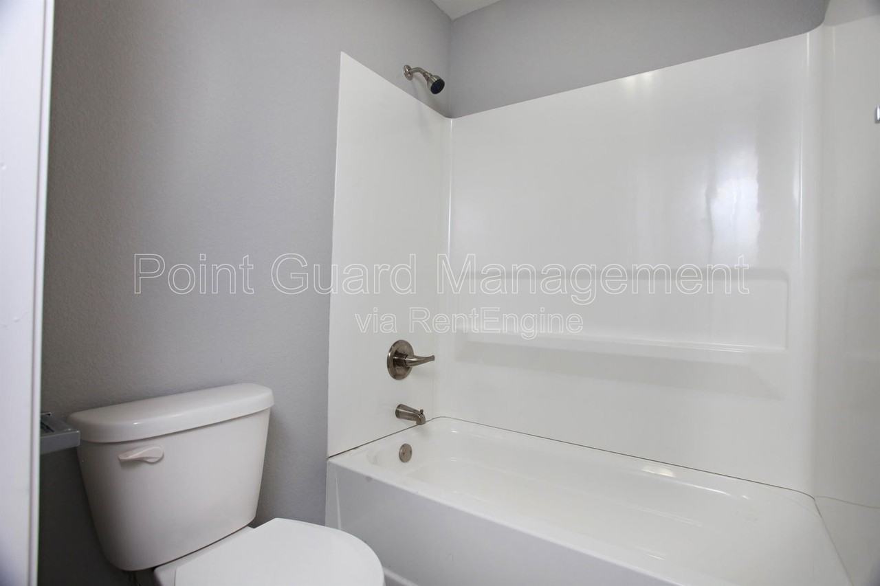 7335 W Newell St #7335A - Photo 7 of 14