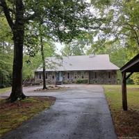 featured image of 9050 Higgins Rd