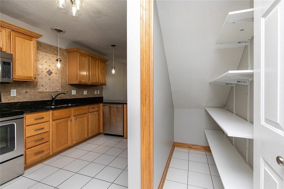 811 Burr Oaks Dr Unit 205 #205 - Photo 7 of 10