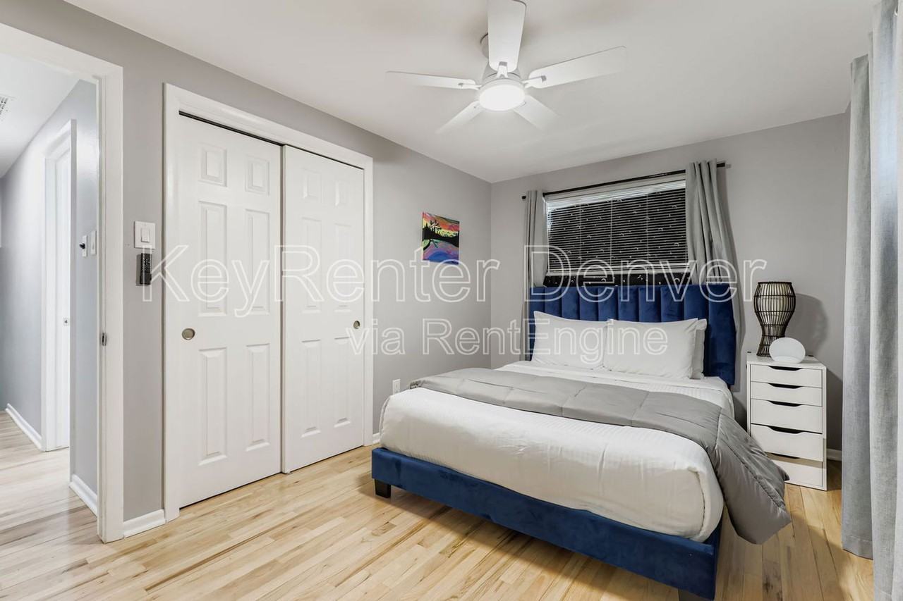 683 Dawson St - Photo 3 of 40