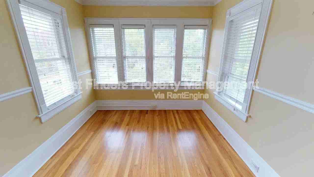 2044 Forbes St - Photo 4 of 35