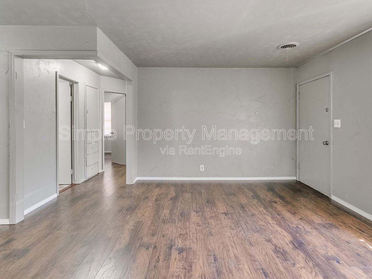 1321 Nw 82nd St - Photo 3 of 21