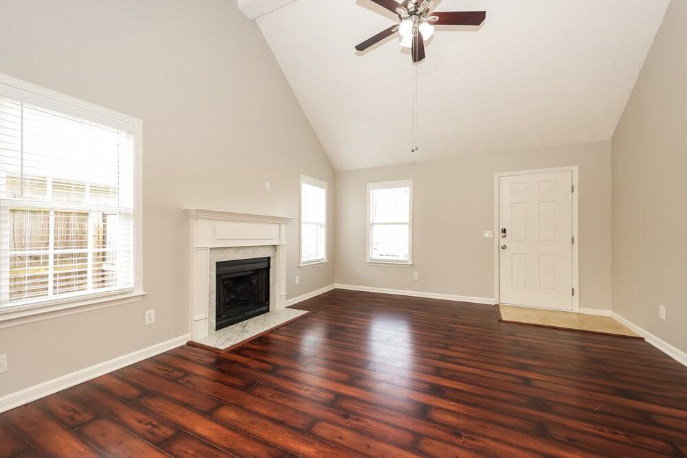 1856 Lakewood Village Dr - Photo 3 of 16