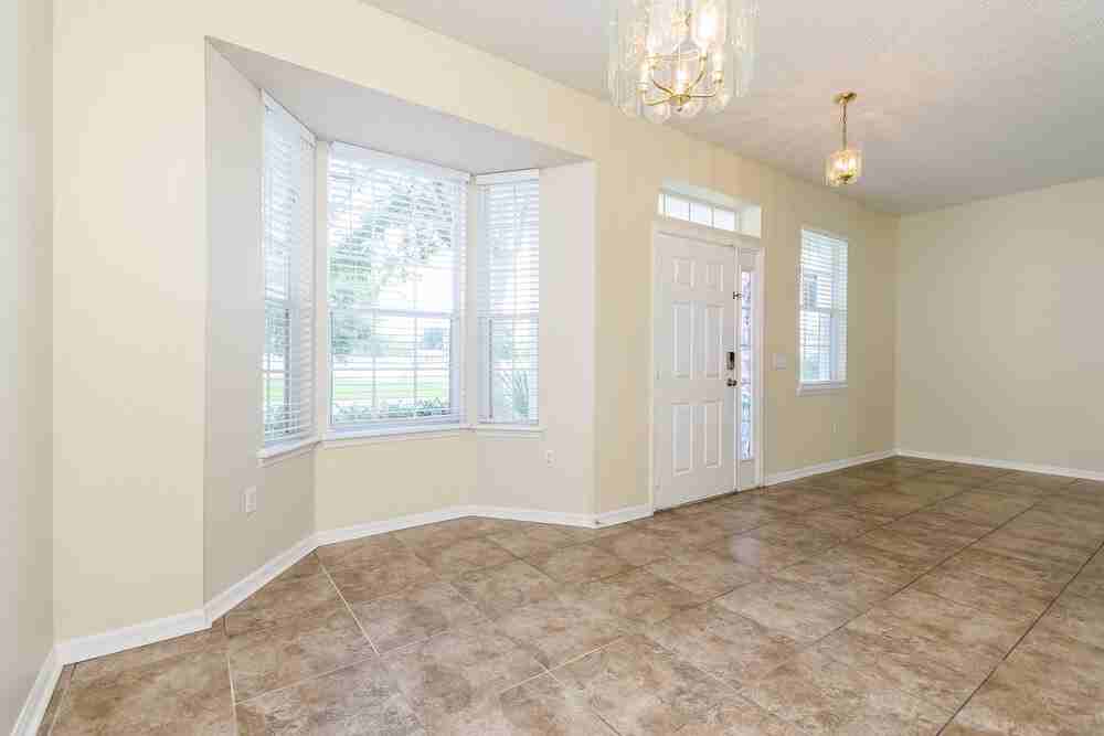 2510 Sherbrook Ln - Photo 7 of 16