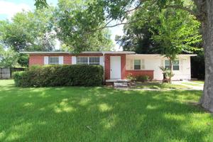 featured image of 610A Herschel St