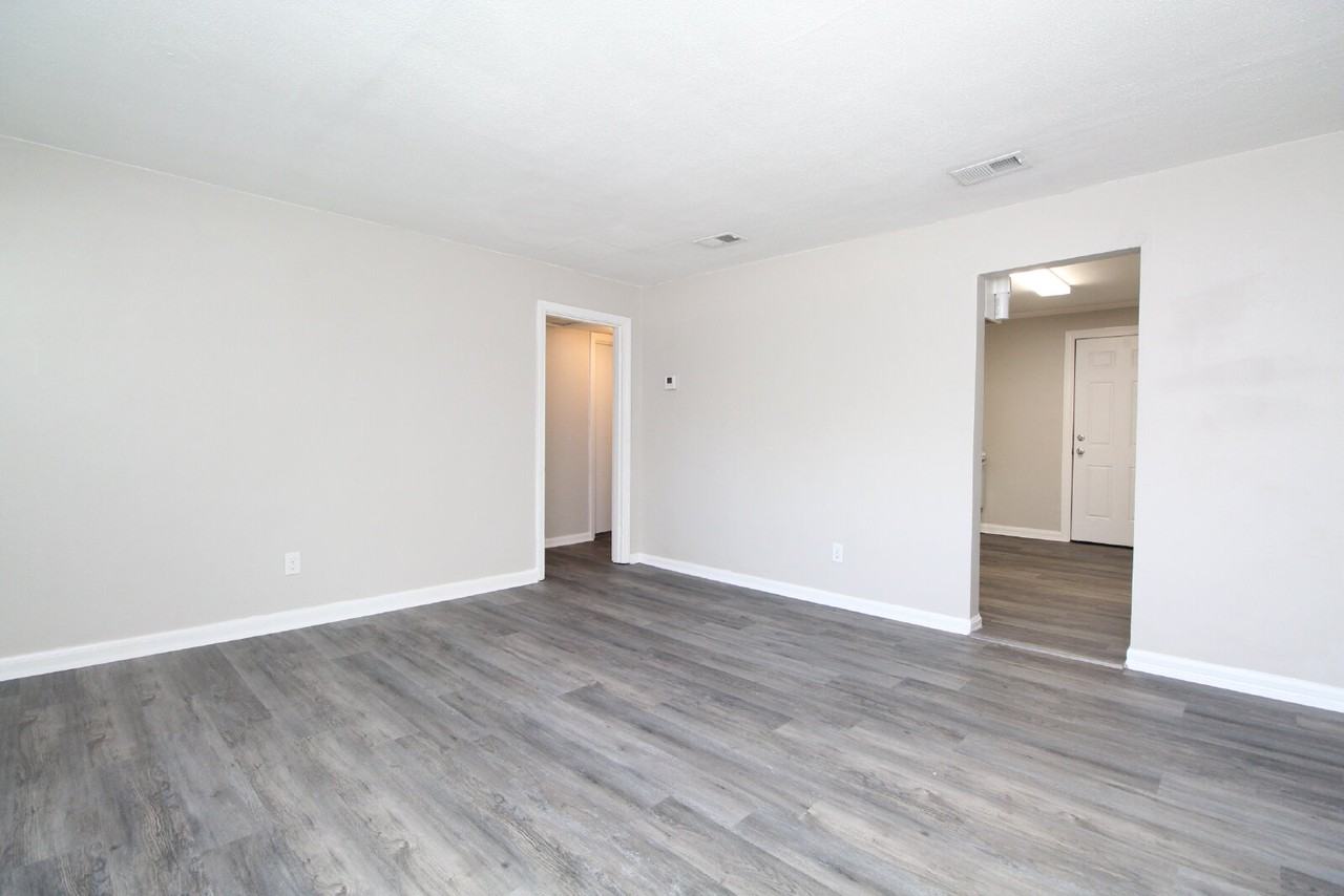 610A Herschel St - Photo 4 of 15