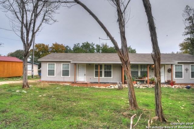 2381 Cypress Gardens Blvd - Photo 2 of 25