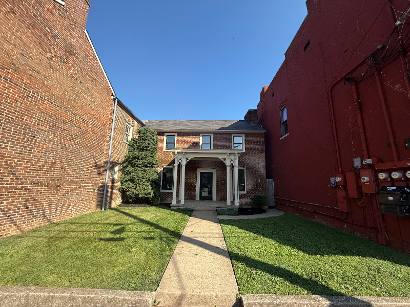 263 N Limestone - Photo 2 of 26