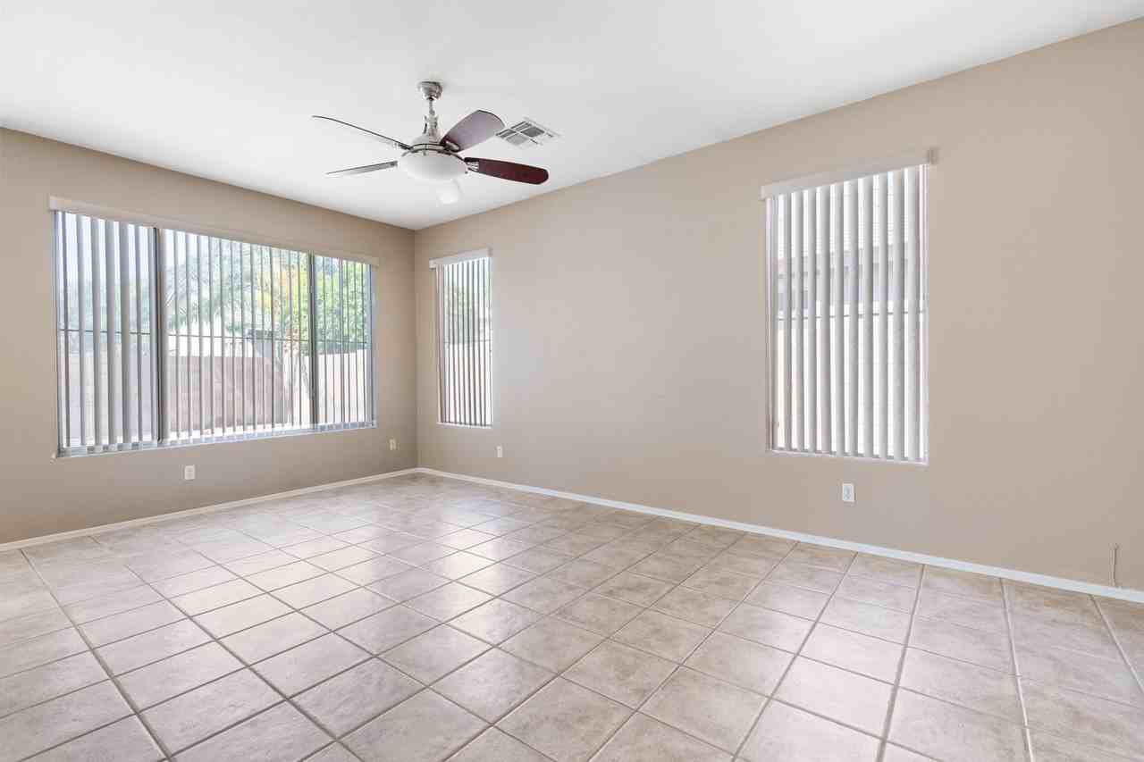 3458 E Park Ave - Photo 5 of 30