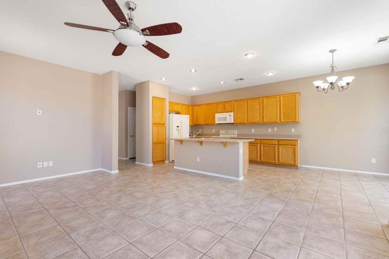 3458 E Park Ave - Photo 6 of 30