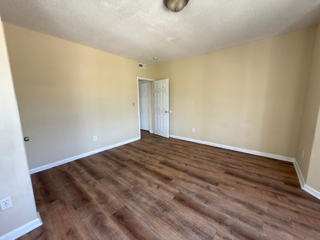 701 South Main Street - Photo 3 of 11