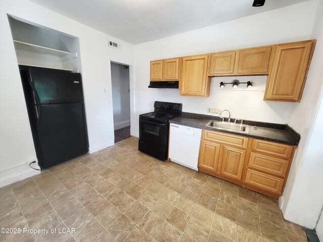 26 West Ross St - Photo 2 of 16