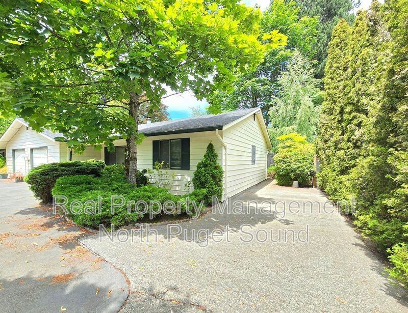 9033 244th St Sw #B - Photo 2 of 17