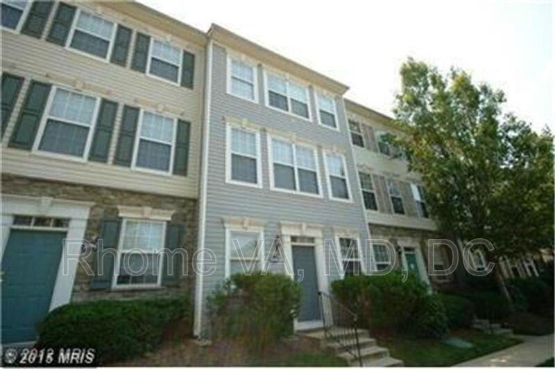21792 Dragons Green Sq - Photo 2 of 16
