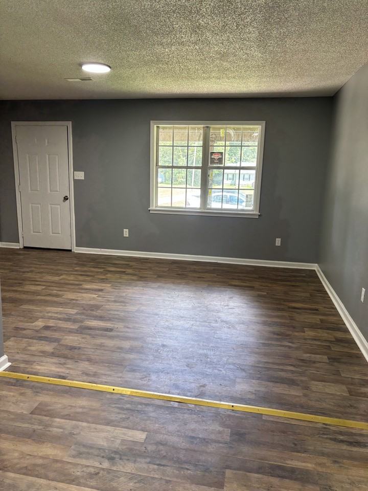 311 Bledsoe Ave B Covington - Photo 3 of 10