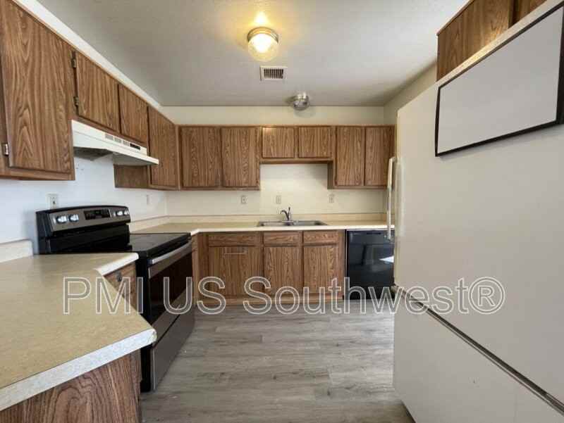 8132 E Lakeshore Dr #A - Photo 3 of 7