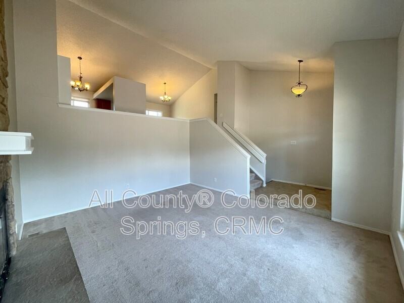 3410 Marble Ter - Photo 4 of 31