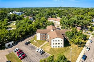 featured image of 800 11th Street South