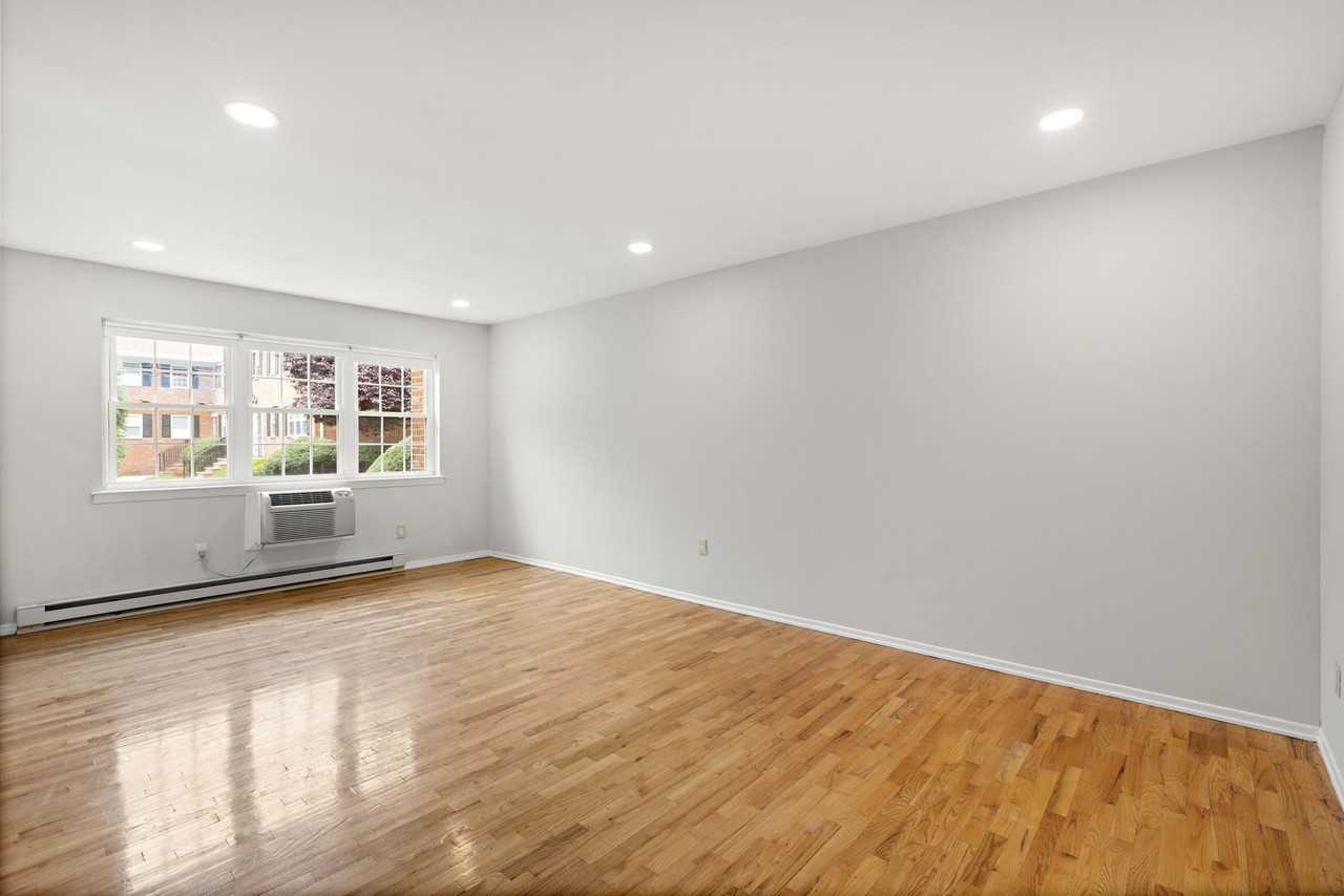 Cliff View Gardens - Photo 5 of 50