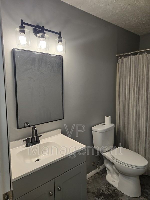 2218 Emerald Drive #6 - Photo 4 of 5