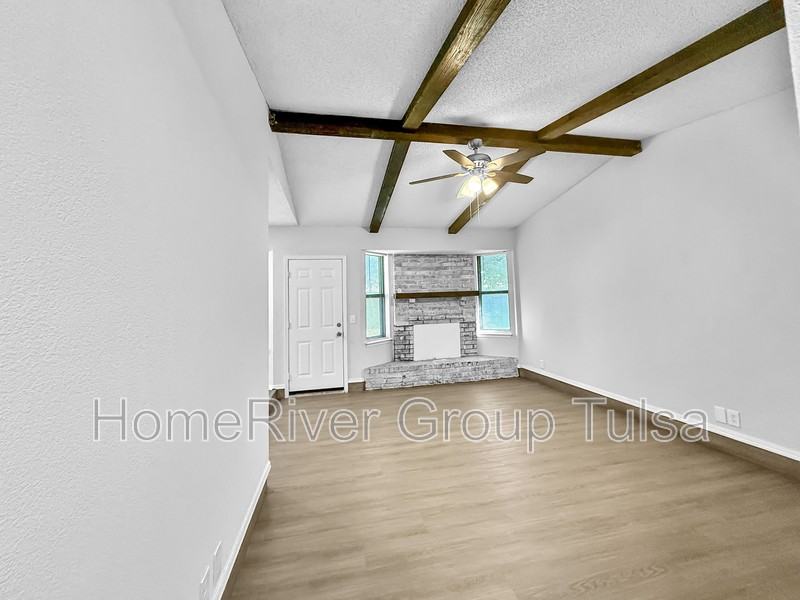 591 E 135th Pl - Photo 3 of 24