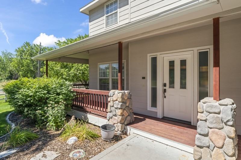 15081 Widgeon Ave - Photo 5 of 50