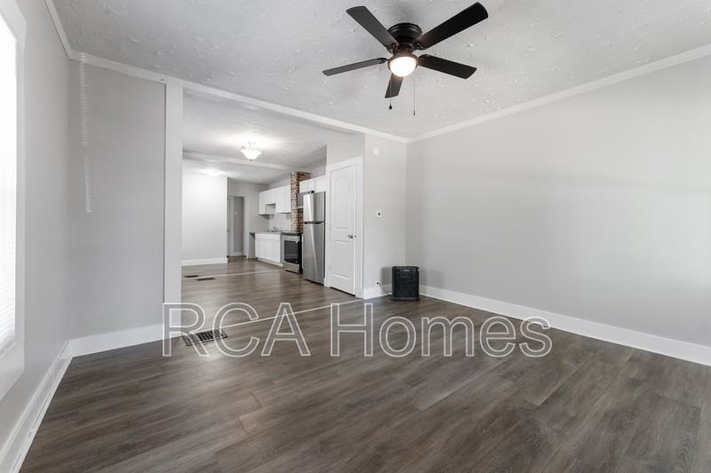 1509 S Randolph St - Photo 6 of 10