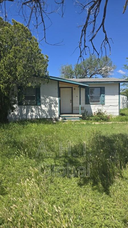 4624 S Hayden St - Photo 2 of 7