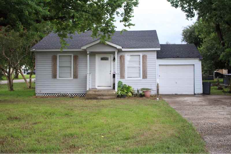 10801 Invierno St - Photo 2 of 13