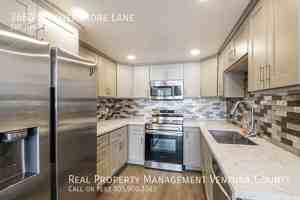 featured image of 3660 Summershore Ln