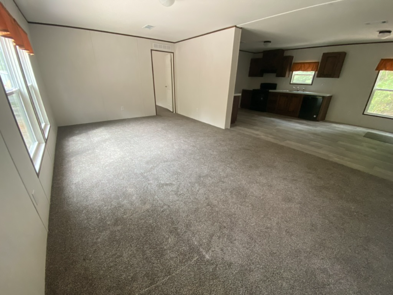 208 Dawn Ave - Photo 2 of 17