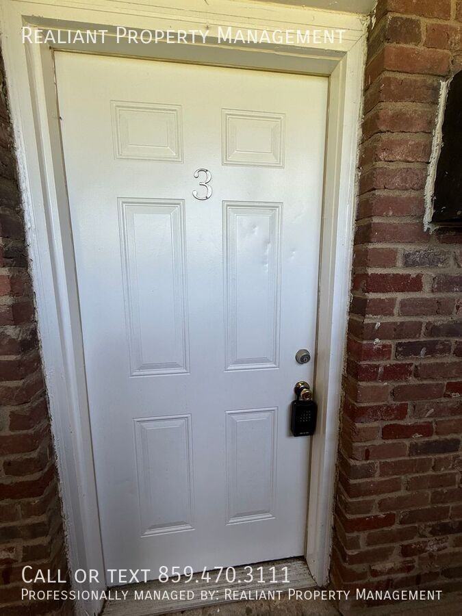 2021 Cambridge Dr #3