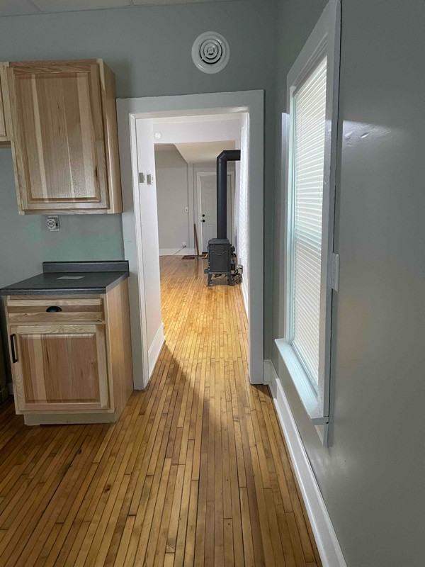 220 S 61st Ave W - Photo 3 of 24