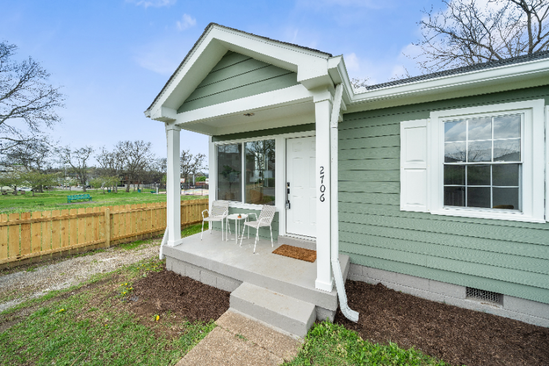 2706 Torbett St - Photo 2 of 20