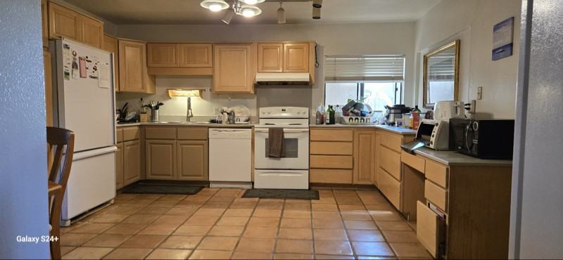 3706 Jemez Dr - Photo 5 of 10