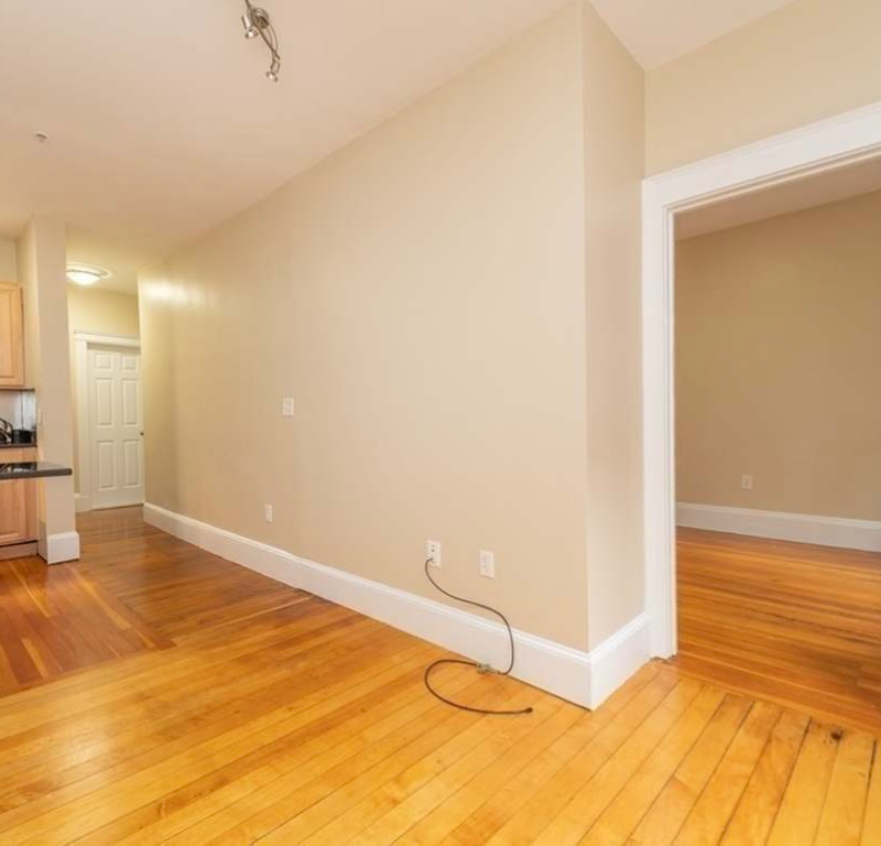 75 Burbank St #304 - Photo 2 of 6