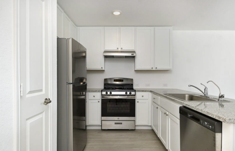 9433 Somerset Way - Photo 3 of 13