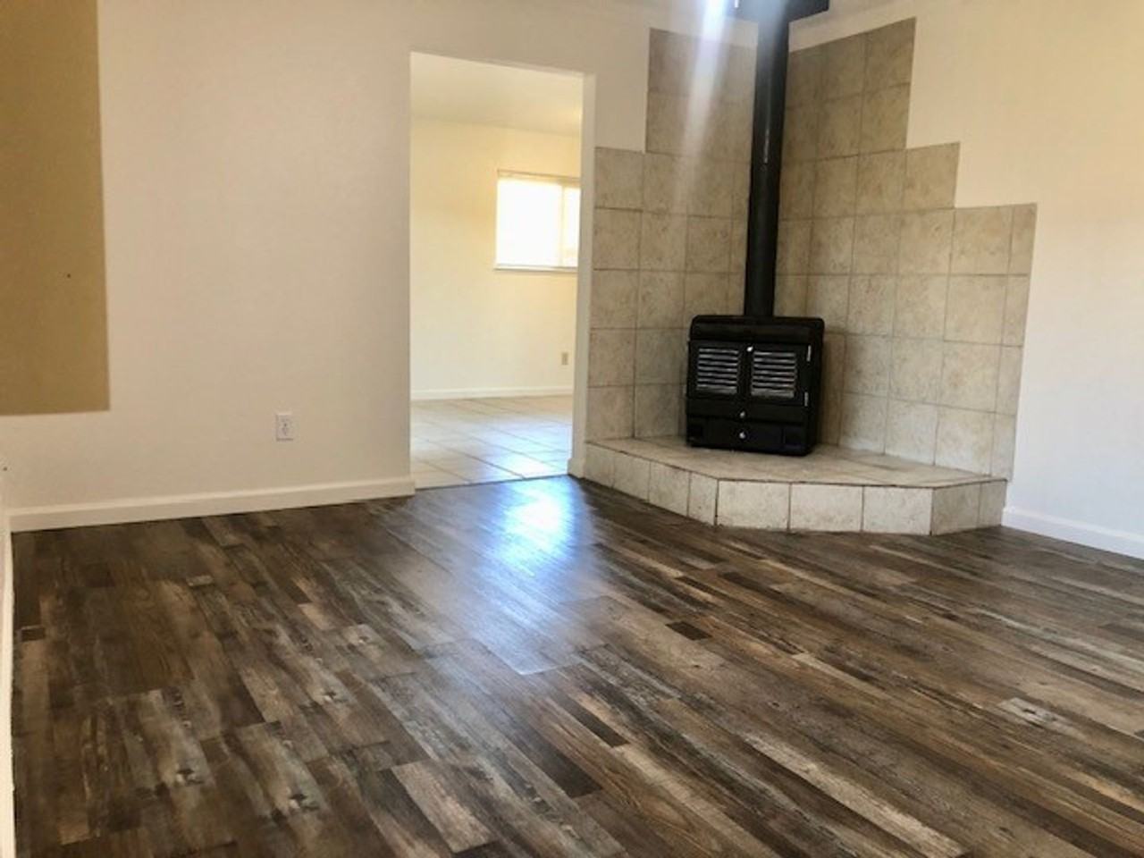 7521 Blackthorne Way - Photo 6 of 28