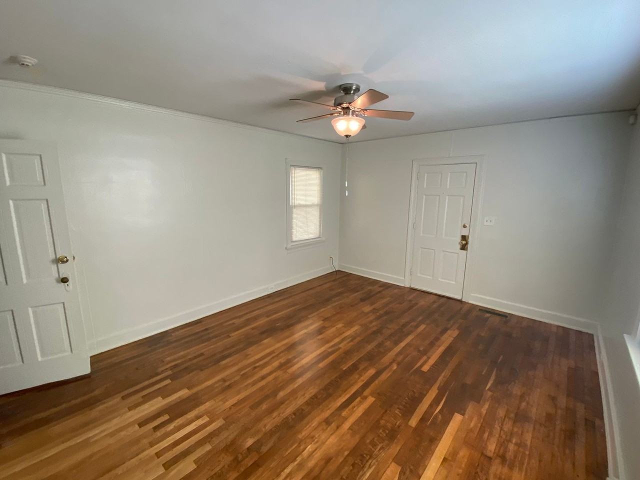 1015 Virgie St - Photo 5 of 16