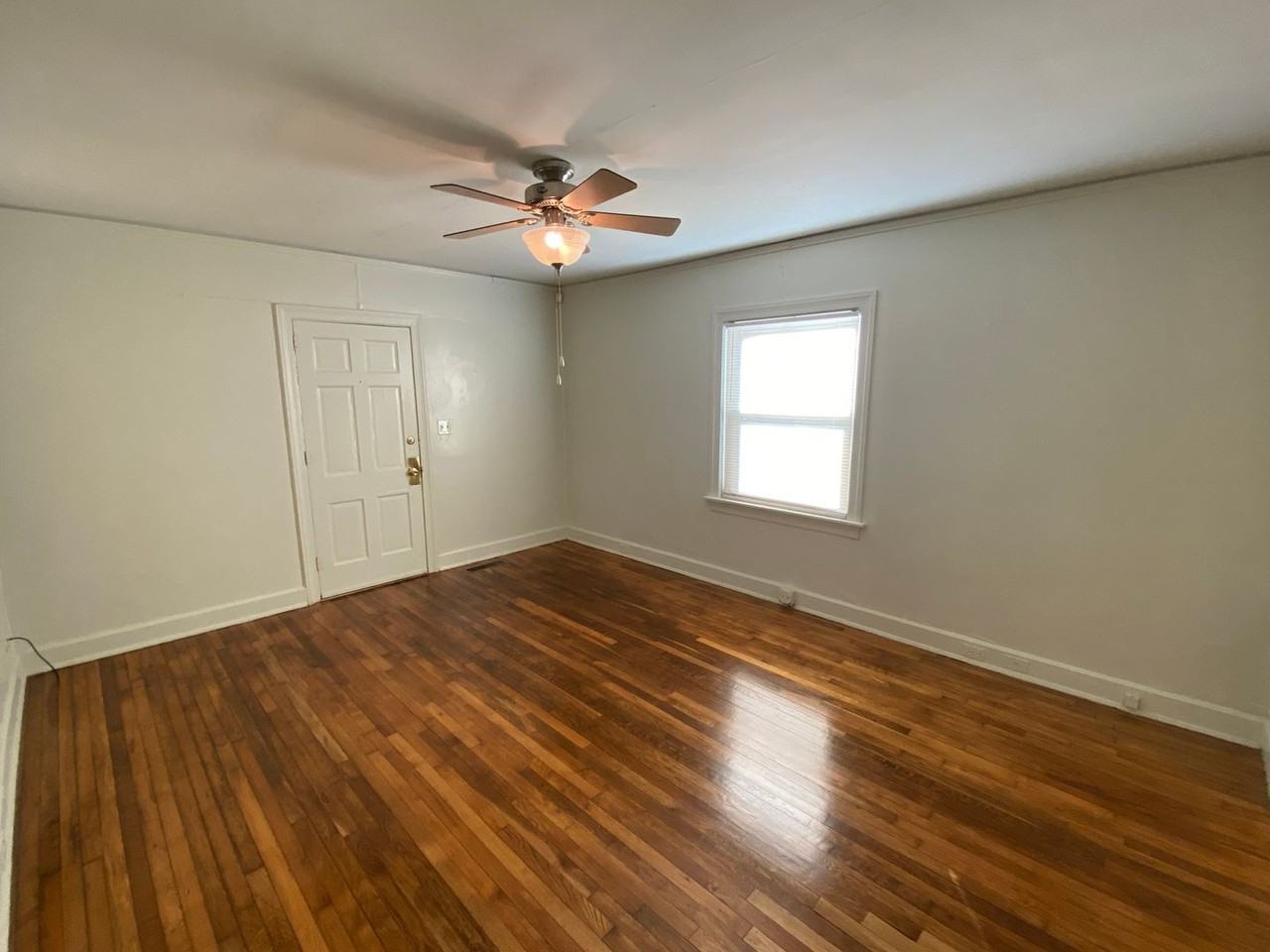1015 Virgie St - Photo 6 of 16